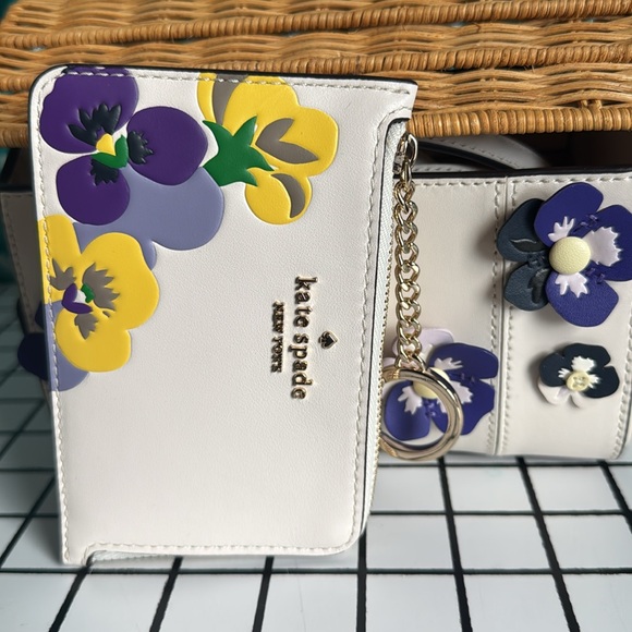 Kate Spade pansy cardholder wallet - Picture 4 of 4